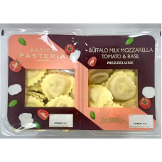 Antica Pasteria Buffalo Mozzarella & Tomato Mezzelune, 2 x 500g (1kg)